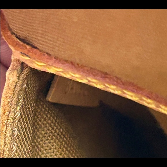 LOUIS VUITTON 
Pre-Loved Alma PM💕 - Picture 10 of 11